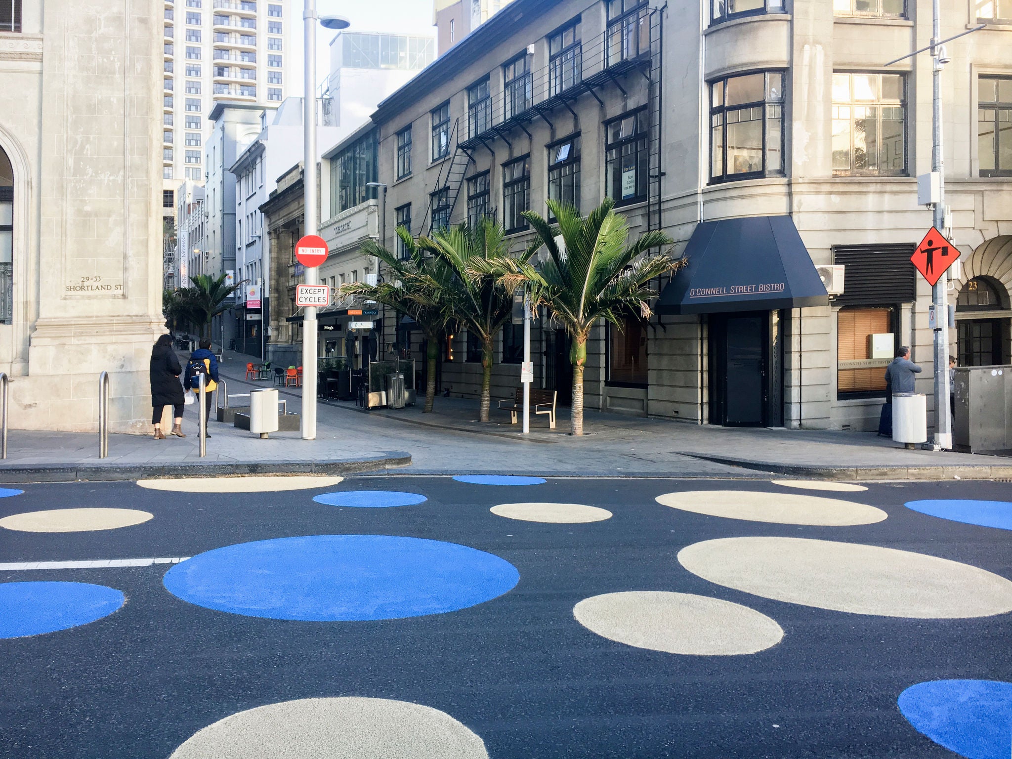 O'Connell St polka dots