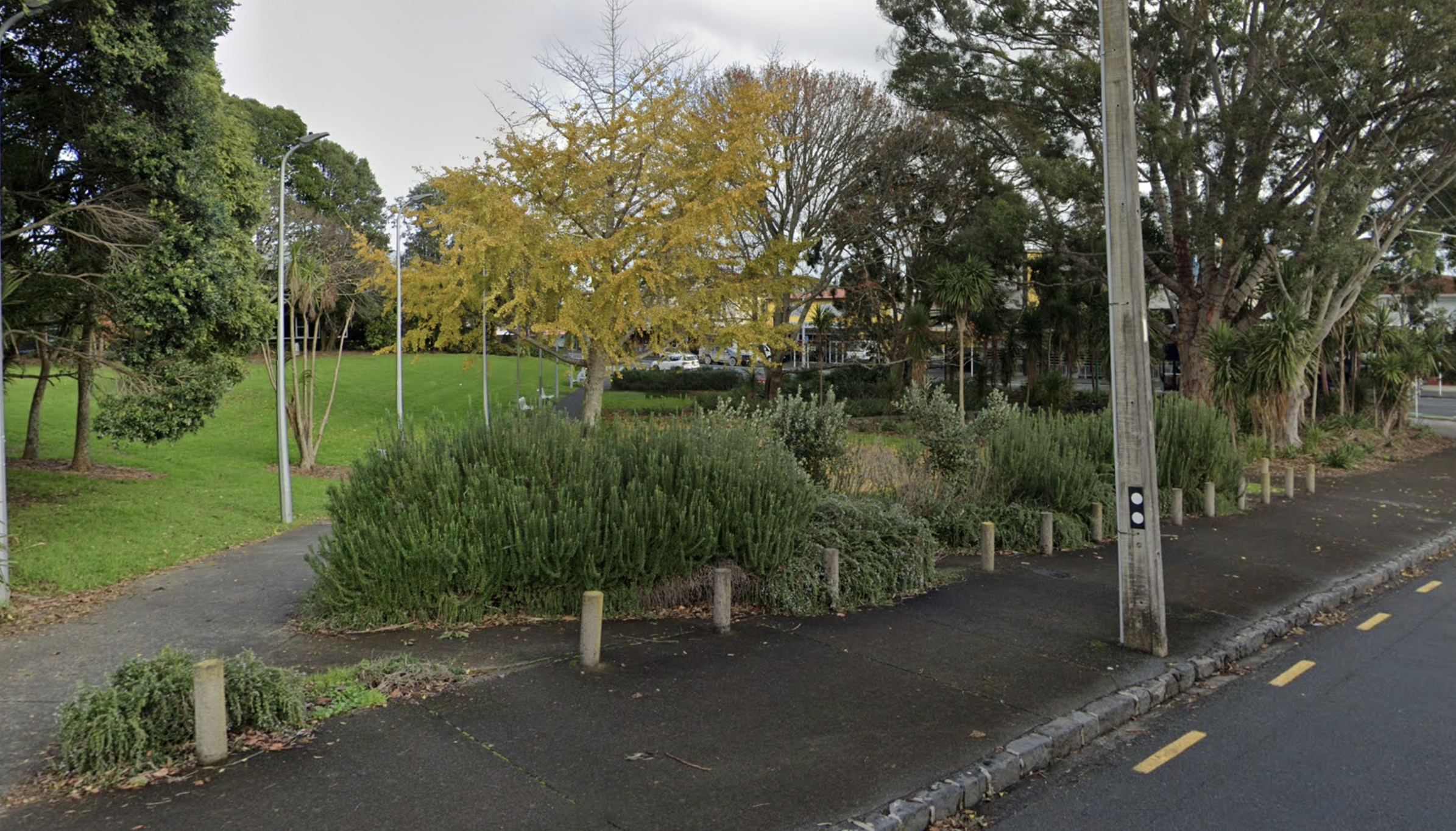 Ballyntyne Square: Local Park at the end of Ewington Avenue.